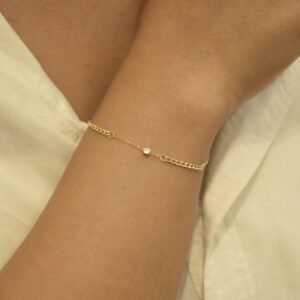 دستبند مربع