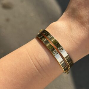 دستبند کارتیر لاو